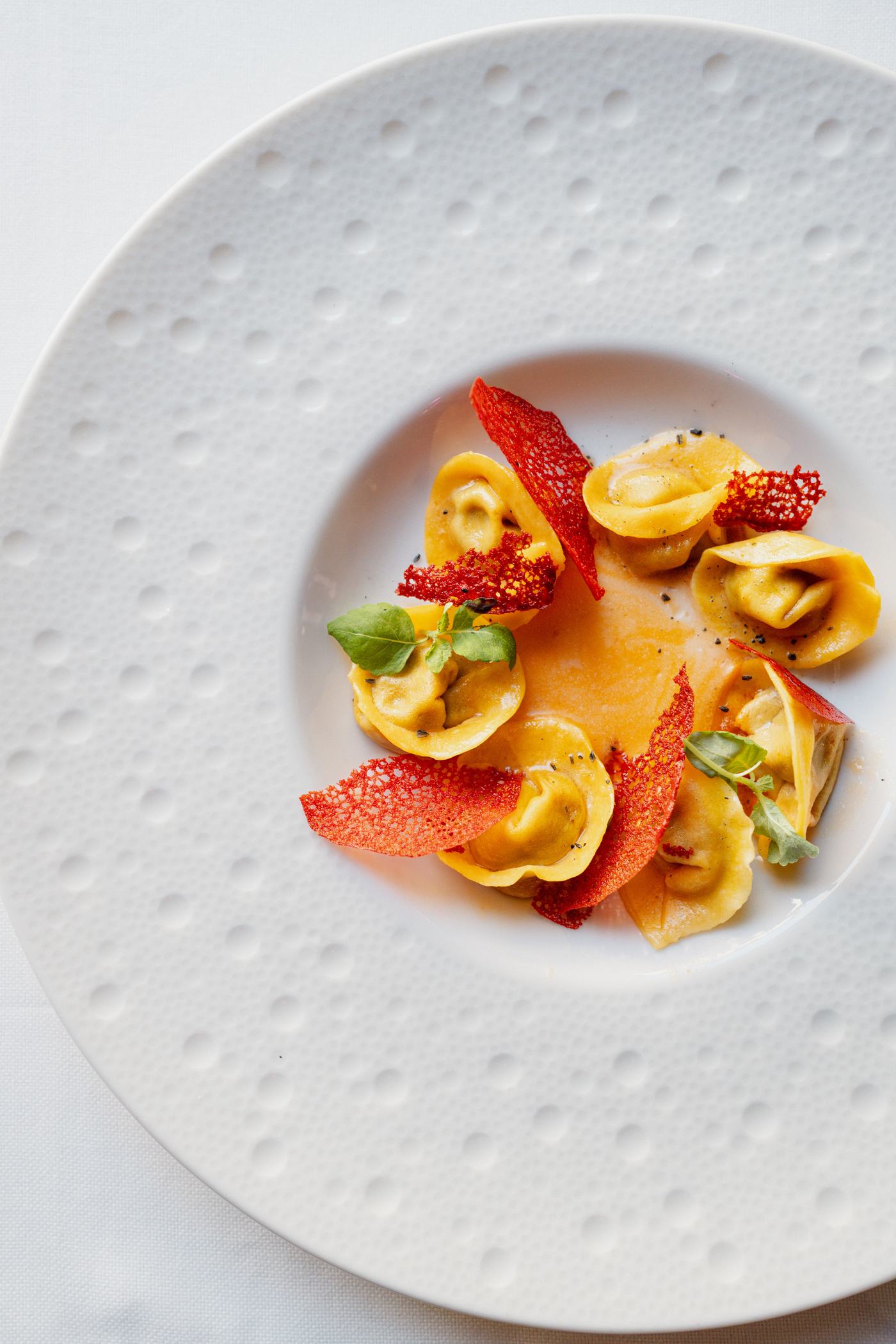 {n} — Yard Restaurant